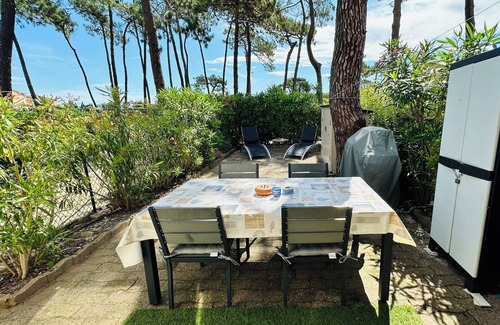 Pineto Villa | - La Pinède - beachfront