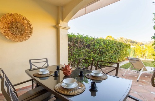 Benahavis Cottage | La Quinta Hills Townhouse, fantastic double terrace and views