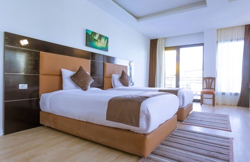 Sakkala Hotel | La Rosa Waves Beach - Couple & Families Only