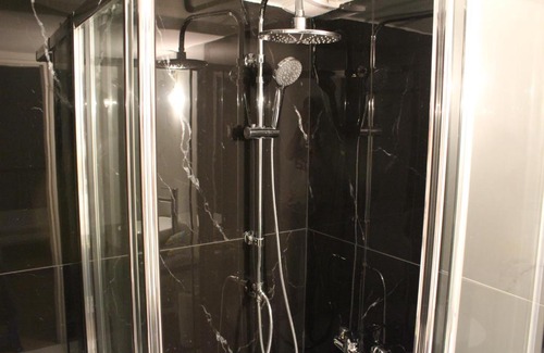 Attiki Apartment | La Station Secreta