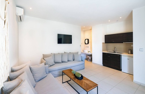 Platanes Apartment | La Stella Suites