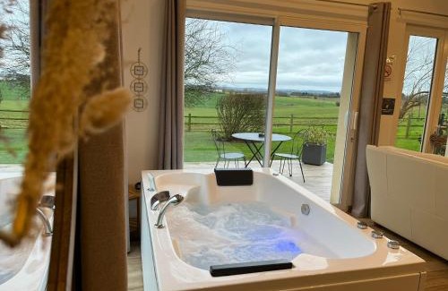 Courgains House | La Suite Bucolique - Balnéo privative