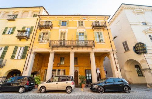 Savigliano Apartment | La Terrazza in Centro Storico - Free Wifi & AC