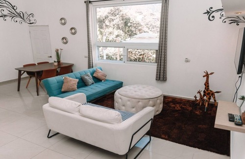 San Pedro La Laguna Villa | LA VILLA By Luxury Atitlan