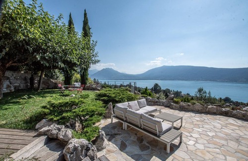 Veyrier-du-Lac Villa | La Villa des Michaudes