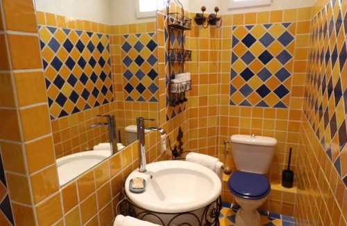 Vence Hotel | LA Villa Roseraie , Hotel Familial Ouvert Toute L Annee Animaux Acceptes