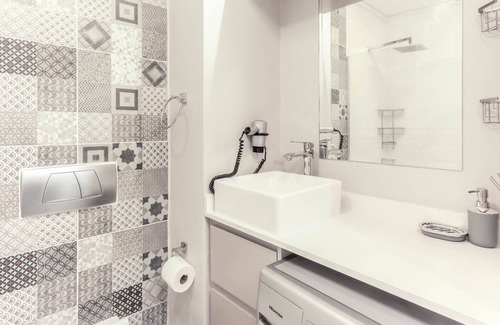 Lagoon Beach Apartment | Lagoon Beach 227A by CTHA