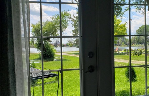 Sturgeon Bay House | Lagoon Bungalow Retreat in Sturgeon Bay With Direct Water Access!