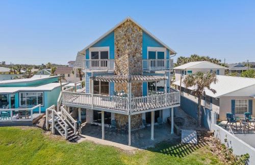 New Smyrna Beach House | LaKaSa House on Hill Street