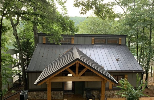 Waleska House | Lake Arrowhead Luxury Lakefront Cottage - Massive Dock- Best View on the Lake