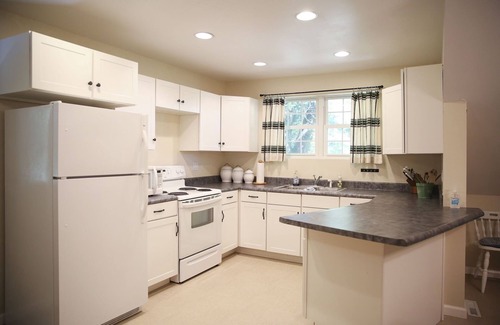 Manchester House | Lake, Beach, Seclusion, but near everything. What more could you ask for?