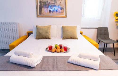 Abbadia Lariana Apartment | Lake Como - 3 min Walk from Beach - Modern Flat for 5 Guests