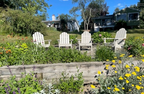 Copake Cottage | Lake Front Cottage with Sun Soaked Terraces