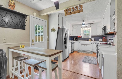 Grove House | Lake Front Home on Grand Lake w/Private Dock!