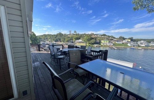 Gravois Mills House | Lake front with orovate dock located in same cove as Coconuts!