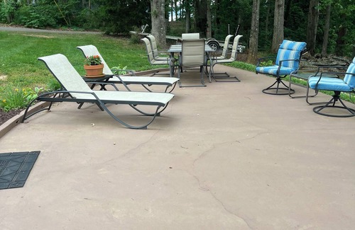 Fair Play House | Lake Hartwell Hideaway 20 Minutes to Clemson!