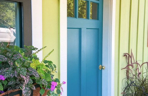 Pacific House | Lake Haven - Updated Mid Century Cabin Only 35 Mins from St. Louis