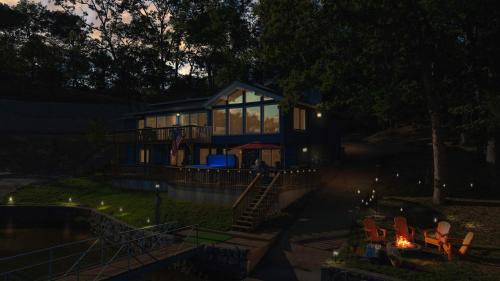Lake Ozark House | Lake Home Oasis - Sleeps 18