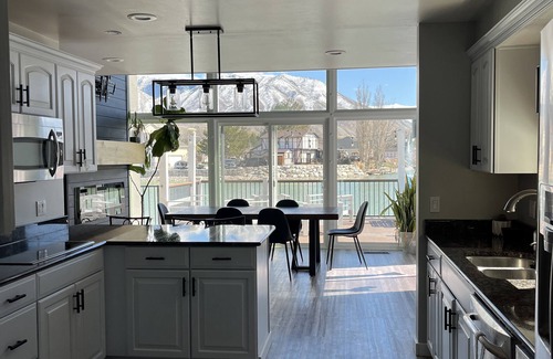 Stansbury Park House | Lake House w/Pool, 4-bedrooms in Stansbury Park within 25 minutes of airport