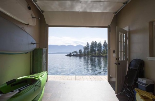 Kings Point House | Lake House with Sauna, kayaks, S.U.P.'s, snorkeling sets and boat parking