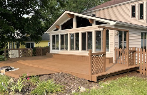 Millersport House | Lake House with Spectacular Sunsets & Boat Dock