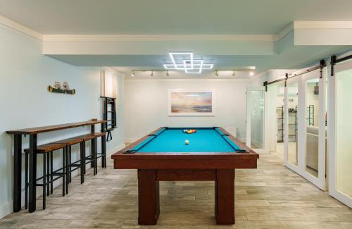 Cumming House | Lake Lanier Lodge - Dock Views & Fire Pit