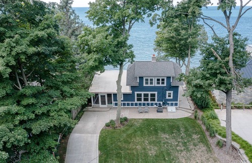 West Olive House | Lake Michigan Beach Cottage | 3 Bed, 2.5 Bath