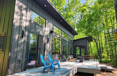Ontonagon House | Lake Superior Beach with Porcupine Mountain Views