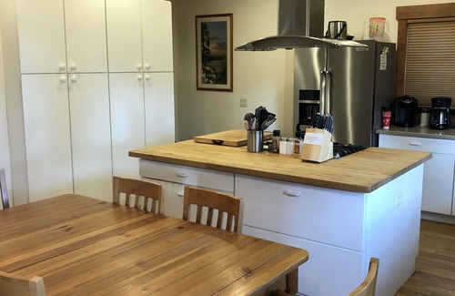 Tahoe Vista House | Lake Tahoe North Shore - Great Location Right on Lake!