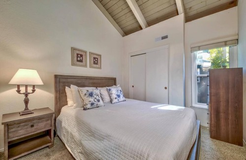 South Lake Tahoe Resort | Lake Tahoe Resort 2 Bedroom
