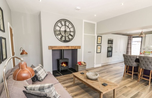 Watermillock House | LAKE VIEW, family friendly, luxury holiday cottage in Watermillock