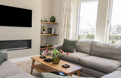 Watermillock House | LAKE VIEW, family friendly, luxury holiday cottage in Watermillock