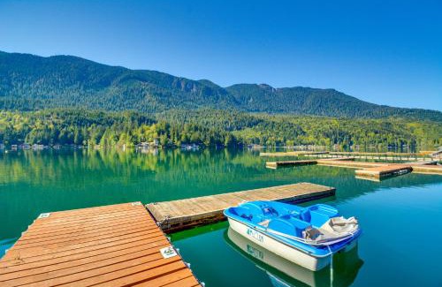 Maple Grove House | Lake-View Getaway 20 Mi to Olympic Natl Park!