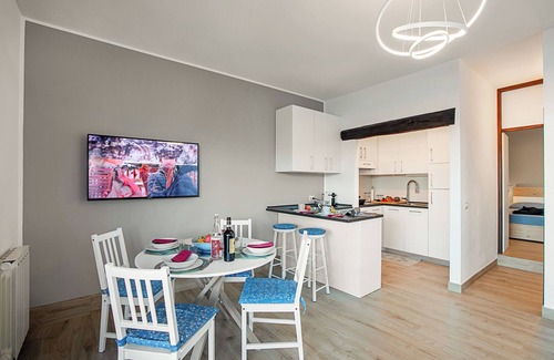 Carciano House | Lake View Terrace Over The Borromean Isla