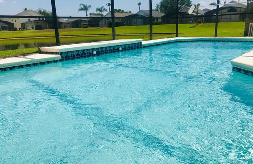 Lake Berkley Villa | Lake View Villa w/Private Pool, Games Rm/HD TV's/Fast WiFi – 10% Off 2025/26