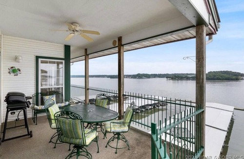 Lakeland Condo | Lake views for miles! 3 BR, 2 BA, 3rd floor condo in Harbour Towne, Lake Ozark.