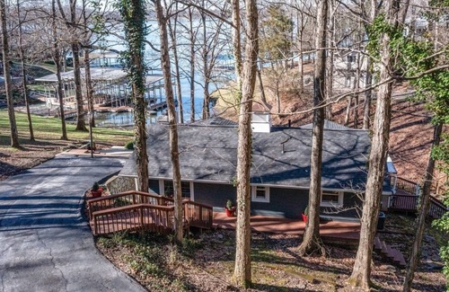 Mount Juliet House | Lake views from 2 balconies: All new furniture, kayaks, paddleboard