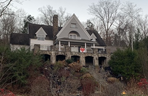 New Preston House | Lake Waramaug Luxury Retreat- Get Away from the City; Country Living at its Best