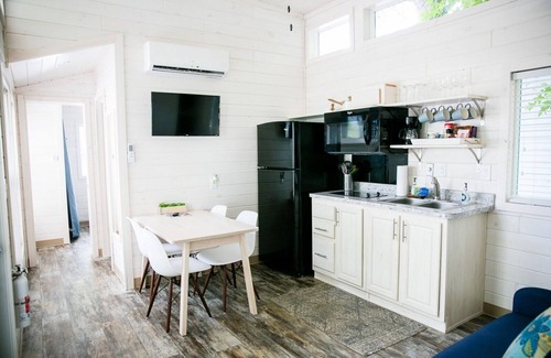 Steele Creek Cabin | Lakefront 2 Bed Tiny Home #15