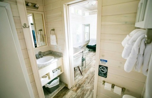 Steele Creek Cabin | Lakefront 2 Bed Tiny Home #15
