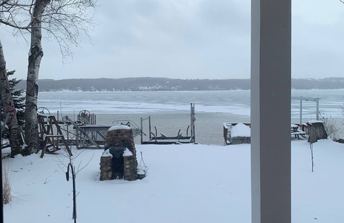 Boyne City Cottage | Lakefront 2-bedroom cottage in Boyne City with WiFi
