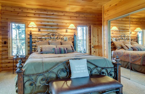 Eagle River Cabin | Lakefront cabin with WiFi, W/D, fireplace, furnished deck, firepit, & dock
