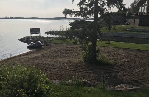 Loon Lake House | Lakefront Cabins for Rent, with private marina - Cabin 4