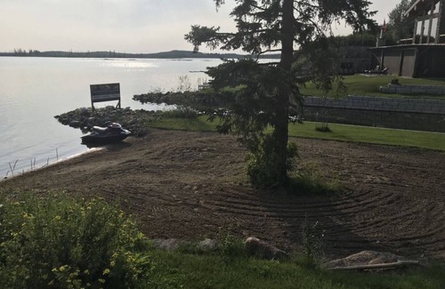 Loon Lake House | Lakefront Cabins for Rent, with private marina - Cabin 2