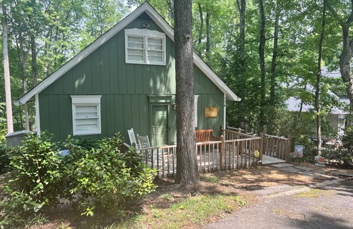 Seneca Cabin | Lakefront Escape close to Clemson and Seneca