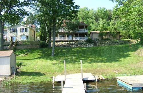 Cloverdale House | Lakefront, hilltop, newer home for Family and Friends fun and enjoyment