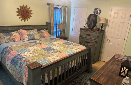 Cobb House | Lakefront Home with Huge Dock for Fishing/located close to Booger Bottom Cafe