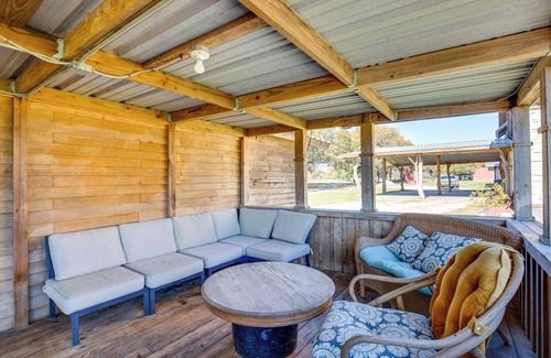 Quinlan Cabin | Lakefront Texas Gem w/Indoor Pool & Water Access