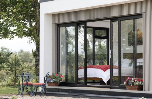 Enniskillen House | Lakescape: Self-Catering Lodges (ROMA) With Hot Tub