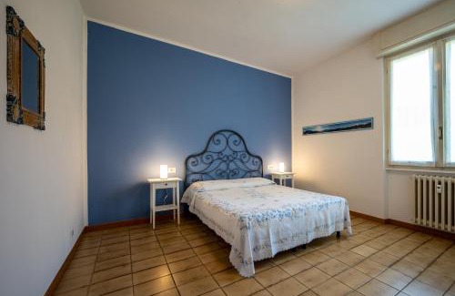 Consiglio di Rumo Apartment | Lakeside apartment with balcony and lake view Gravedona - Larihome A23